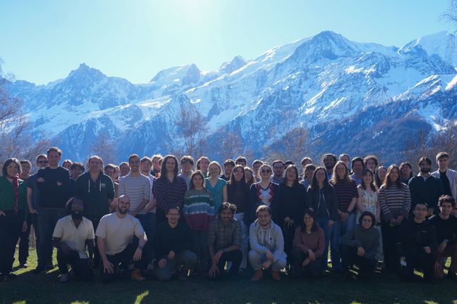 UNIVERSE+ School at Les Houches - Group photo (week 2)